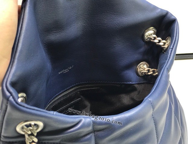 YSL专柜款女包 聖羅蘭經典款LOULOU PUFFER絎縫漆皮小號郵差包 YSL肩背斜挎包 577476  jjh1134